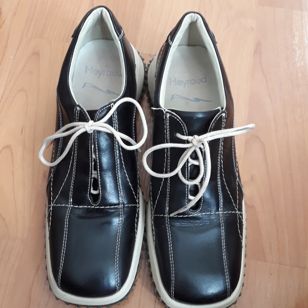 Oxford like France shoes